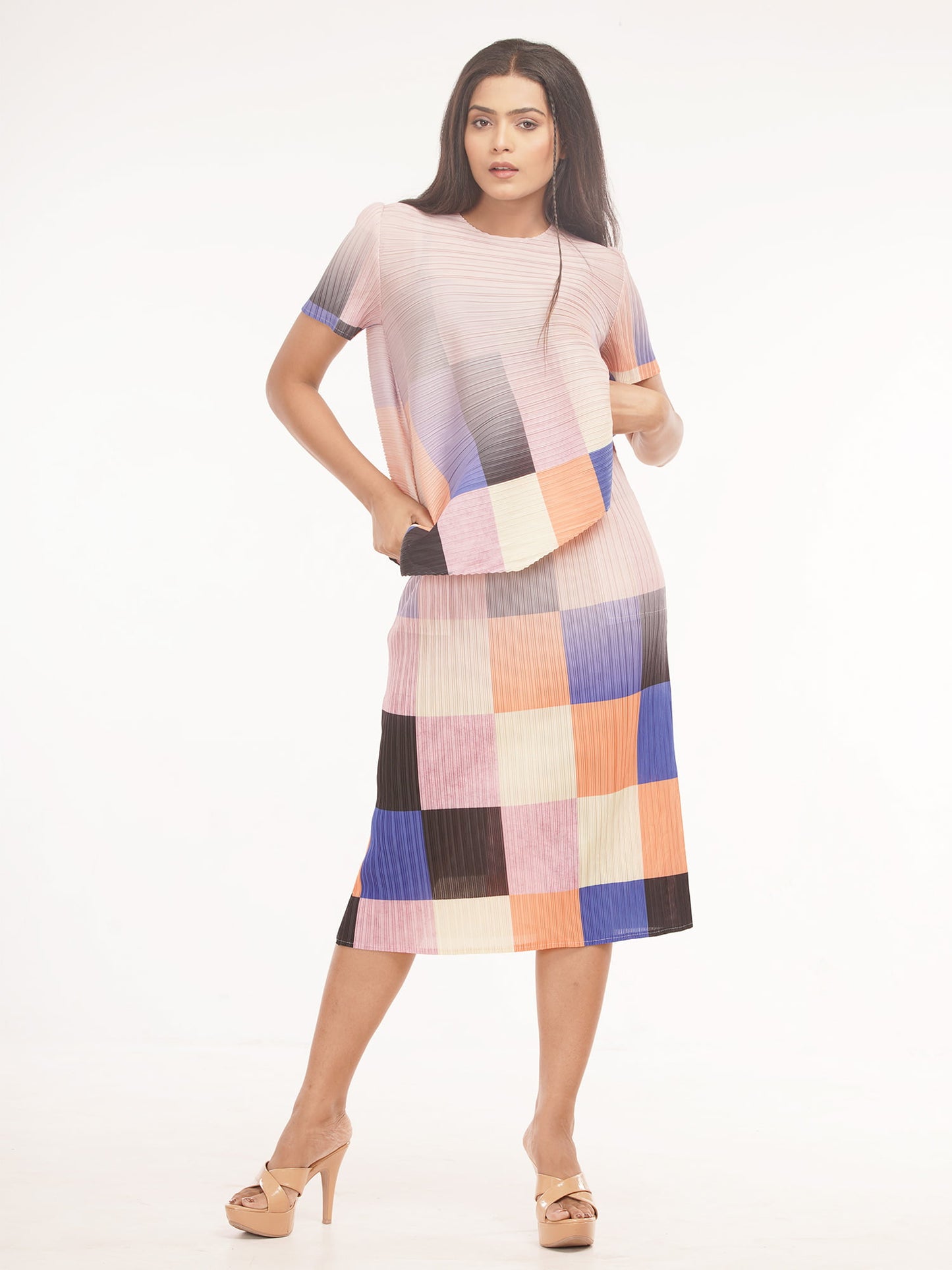 pleated multicolour high neck short sleeve dress, fashionable women's clothing, pleated dress